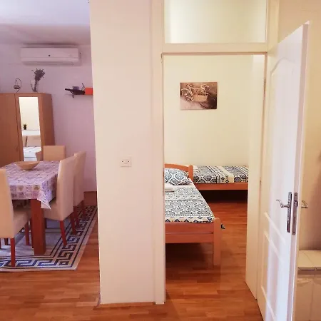 Apartments Glibo Daire *