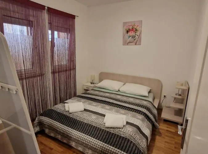 Apartament Glibo *